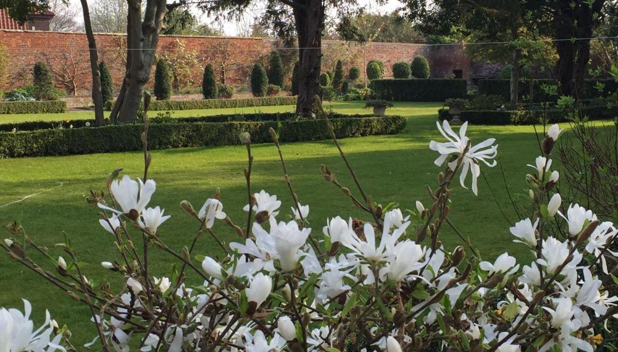Вилла Bardney Hall Barton-upon-Humber Экстерьер фото